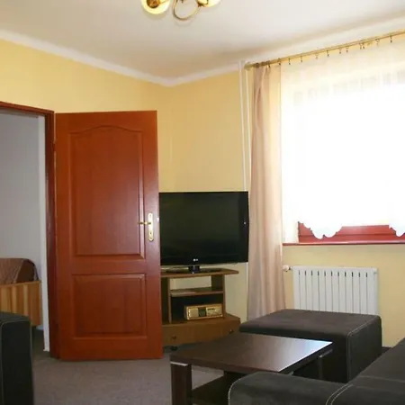 Pansiyon Goscinne U Broni *